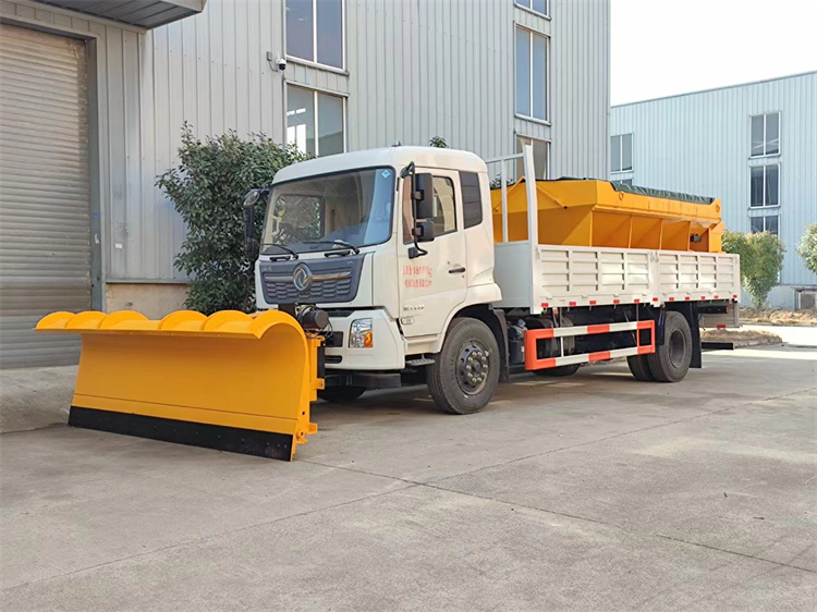 东风天锦18T除雪车