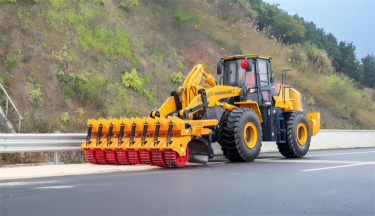 RX-3000Z型重型装载机破冰机