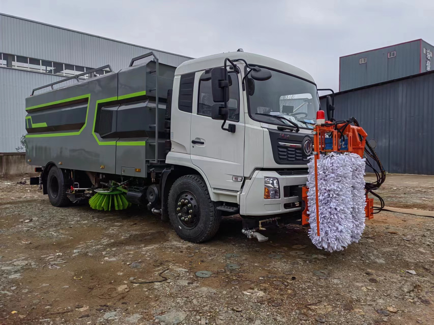 城市护栏清洗机